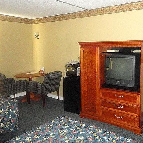 Days Inn By Wyndham West Branch Iowa City Area Phòng bức ảnh