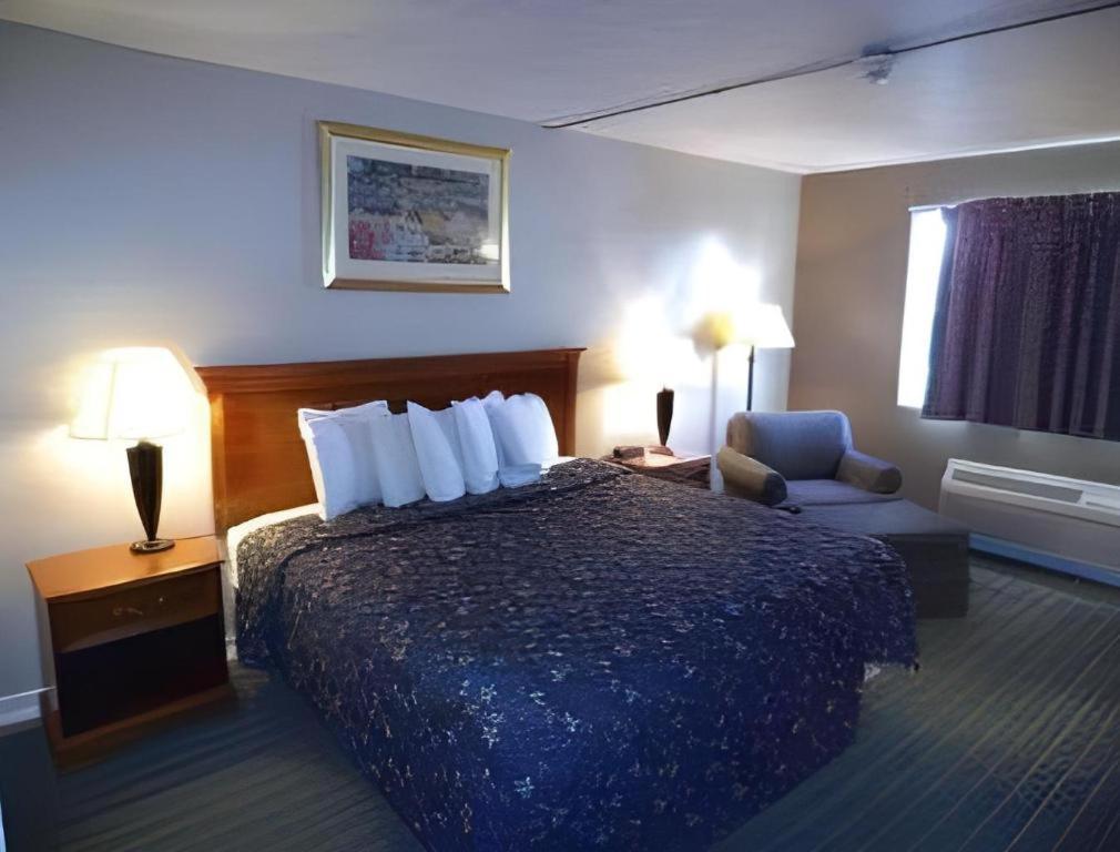 Days Inn By Wyndham West Branch Iowa City Area Ngoại thất bức ảnh