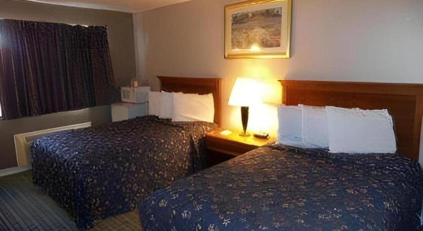 Days Inn By Wyndham West Branch Iowa City Area Ngoại thất bức ảnh