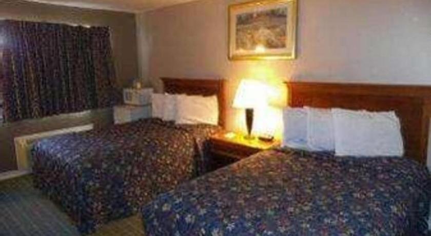 Days Inn By Wyndham West Branch Iowa City Area Ngoại thất bức ảnh