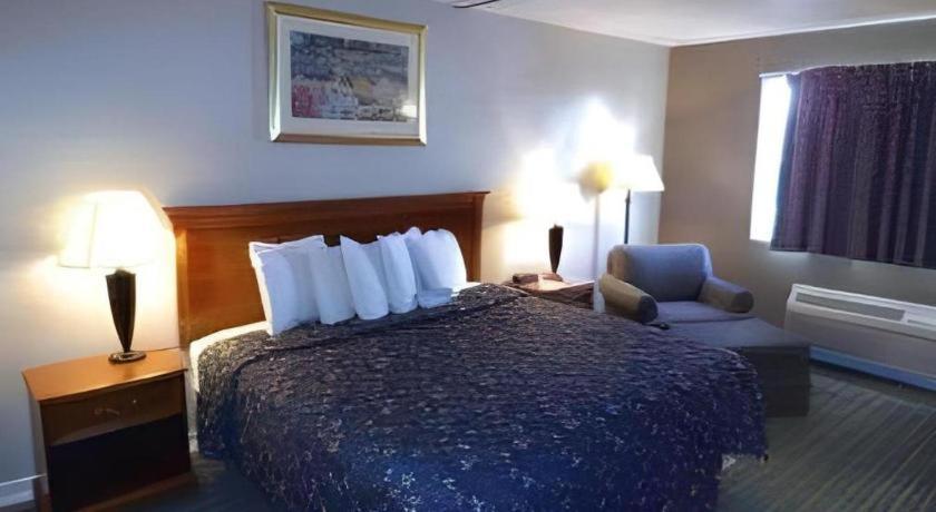 Days Inn By Wyndham West Branch Iowa City Area Ngoại thất bức ảnh