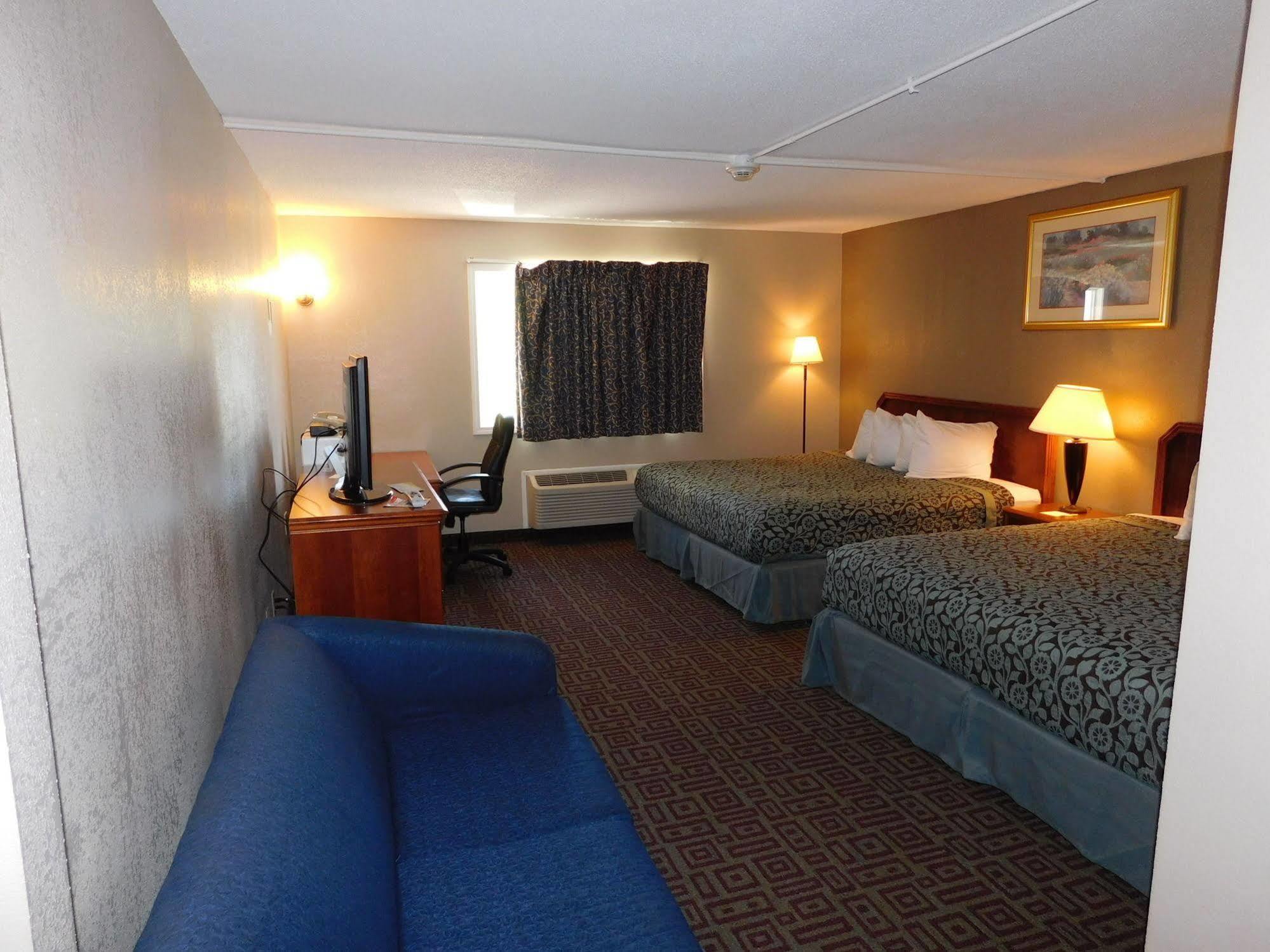 Days Inn By Wyndham West Branch Iowa City Area Ngoại thất bức ảnh